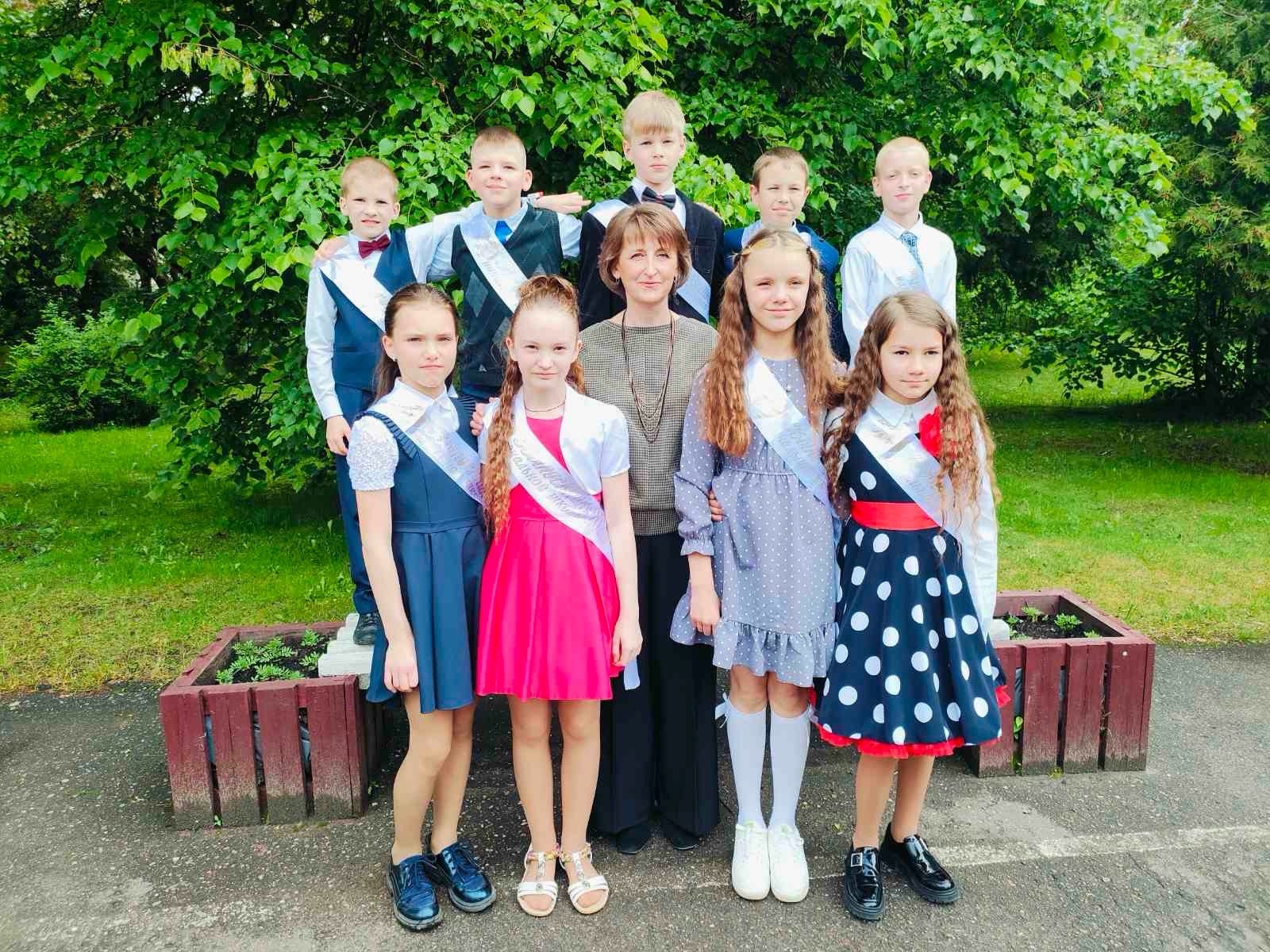 Начальная_школа_прощай_30.05.2025_2.jpg