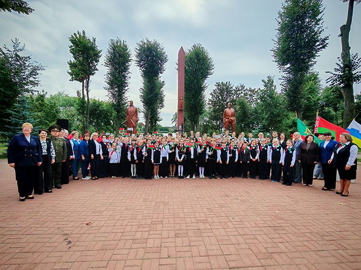 Торжественный_приём_в_ряды_ОО_БРСМ_и_ОО_БРПО_15.09.2025.jpg