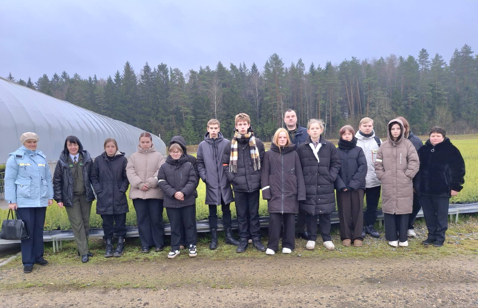 Экскурсия_в_питомник_Глубокского_опытного_лесхоза_замена_24.11.2025.jpg